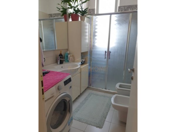 SHITET APARTAMENT 2+1 TEK RRUGA E KAVAJES