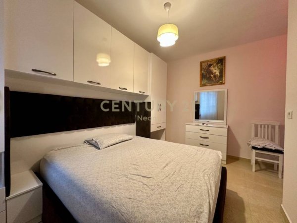 Tirane, jap me qera apartament 2+1+POST PARKIMI , 68 m² 500 € (KOPSHTI BOTANIK)