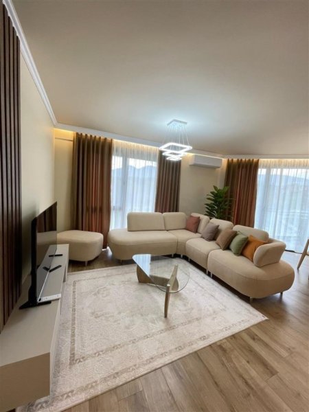 Tirane, jepet me qera apartament 2+1+Ballkon Kati 1, 117 m² 1.200 € (Liqeni i Thate)