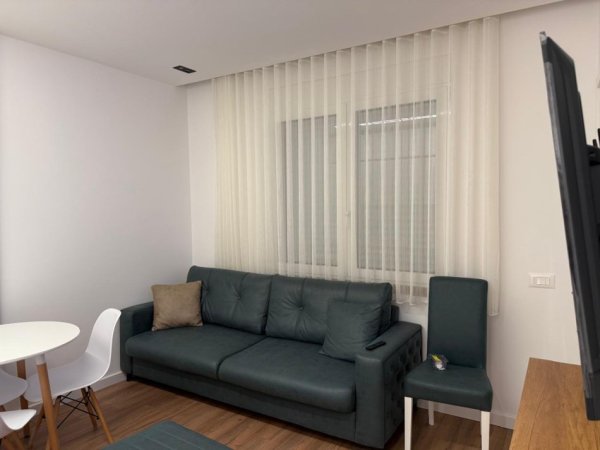 Tirane, jepet me qera apartament 1+1 Kati 8, 70 m² 600 € (Delijorgji)