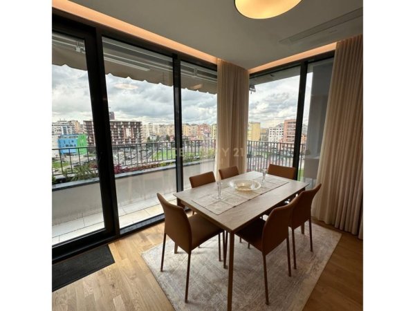 Tirane, jap me qera apartament 2+1+2+POST PARKIMI , 140 m² 2.300 € (Lake View, Rruga e Kosovareve)