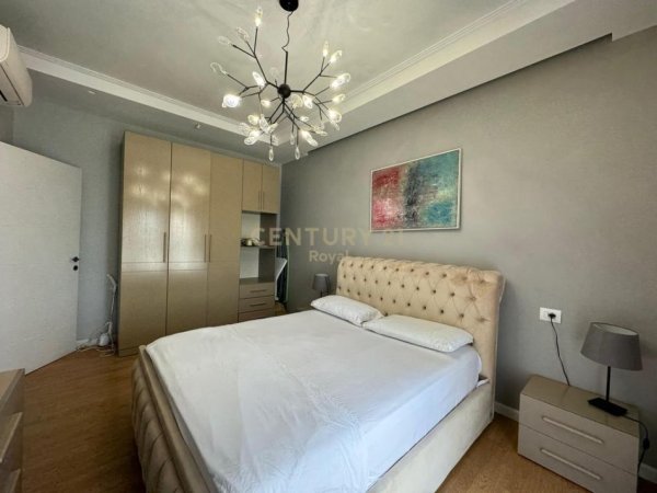 Tirane, jepet me qera 1+1 Kati 4, 64 m² 700 € (rruga e Kavajes)