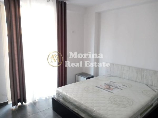 Tirane, jepet me qera apartament 2+1 Kati 3, 90 m² 400 € (Shkoze)