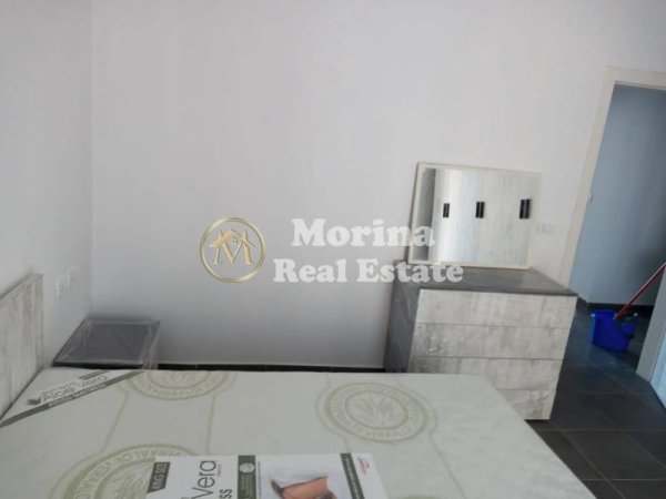 Tirane, jepet me qera apartament 2+1 Kati 3, 90 m² 400 € (Shkoze)