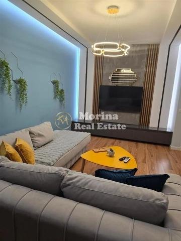 Tirane, jepet me qera apartament 2+1 Kati 3, 96 m² 700 € (Liqeni i Thate)