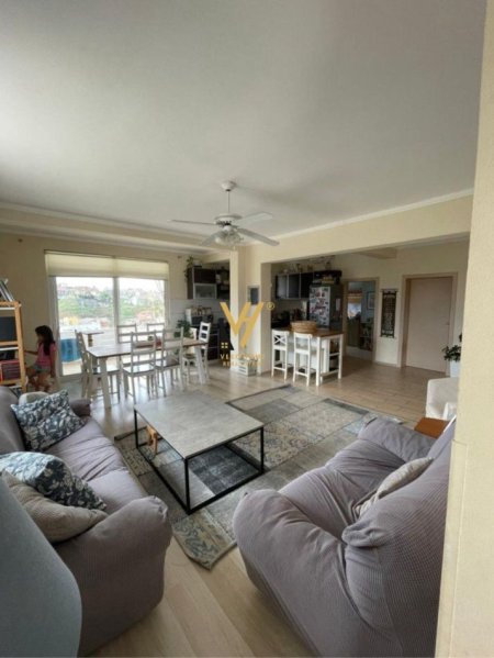 Tirane, jepet me qera Vile 2 Katshe Kati 0, 280 m² 1.500 € (LIQENI I FARKES)