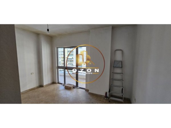 Tirane, jepet me qera apartament 2+1 Kati 5, 110 m² 450 € (Astir)