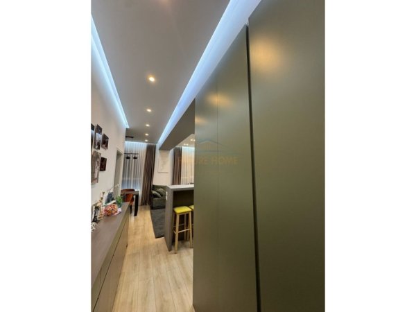 Shitet, Apartament 2+1+Post Parkimi, Kompleksi Mangalem, Alidem, Tiranë