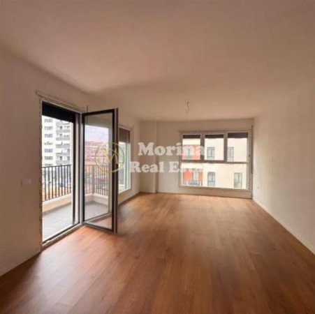 Tirane, jepet me qera apartament 2+1 Kati 1, 100 m² 700 € (Don Bosko)