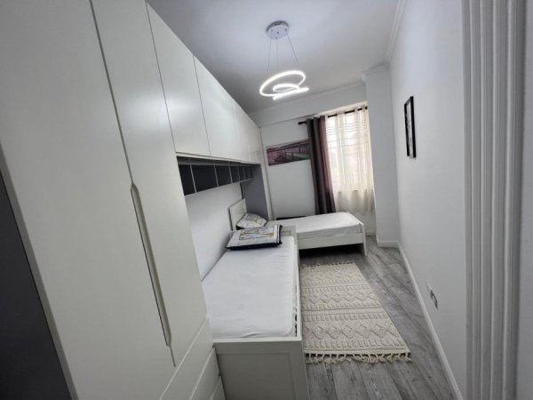 Tirane, shes apartament 2+1 Kati 7, 85 m² 133.000 € (Kompleksi Fratari Astir)