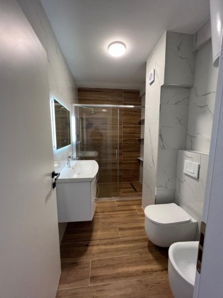Tirane, shes apartament 2+1 Kati 7, 85 m² 133.000 € (Kompleksi Fratari Astir)