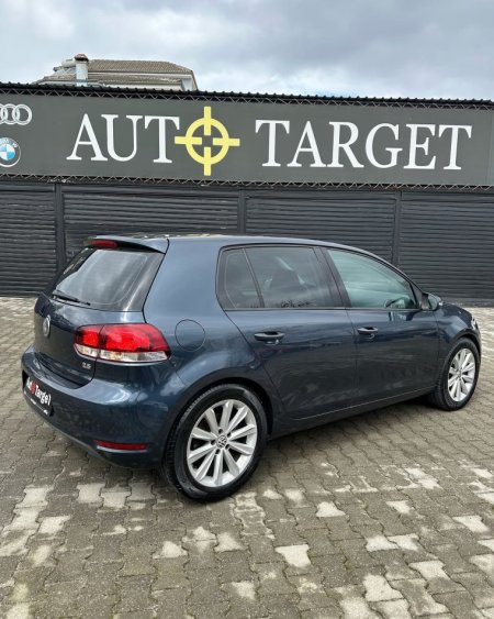 Tirane, shes makine VW GOLF 6 (2.5 Benzine+Gaz) automatik Klima 239.000 km 6.300€