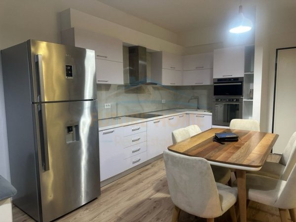 Qera, Apartament 2+1 Kompleksi FZ, Liqeni i Thate