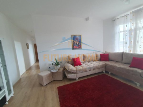 Shitet, Apartament 2+1+Verandë, Misto Mame, Tiranë.