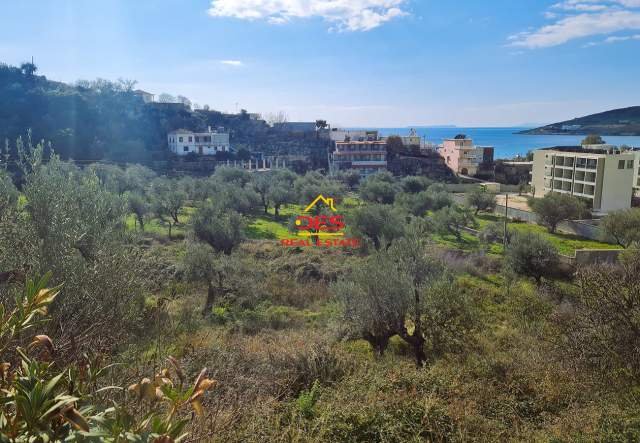 Himare, shes toke bujqesore 3.480 m² 522.000 Euro (Qeparo)