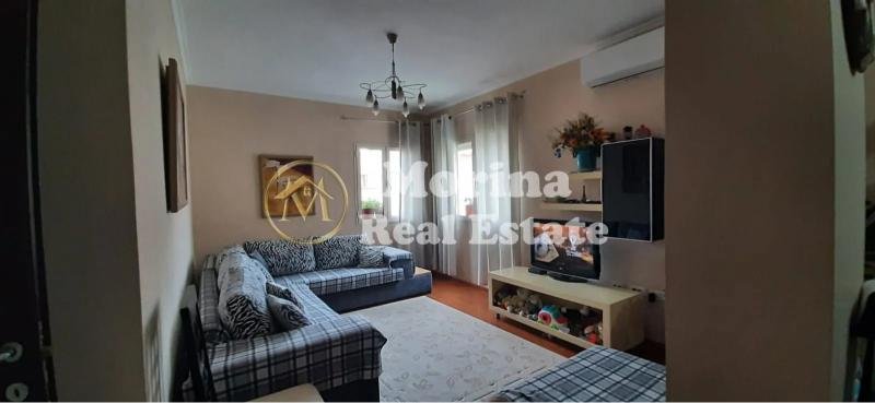Tirane, jepet me qera apartament 2+1 Kati 6, 102 m² 450 € (Fresku)