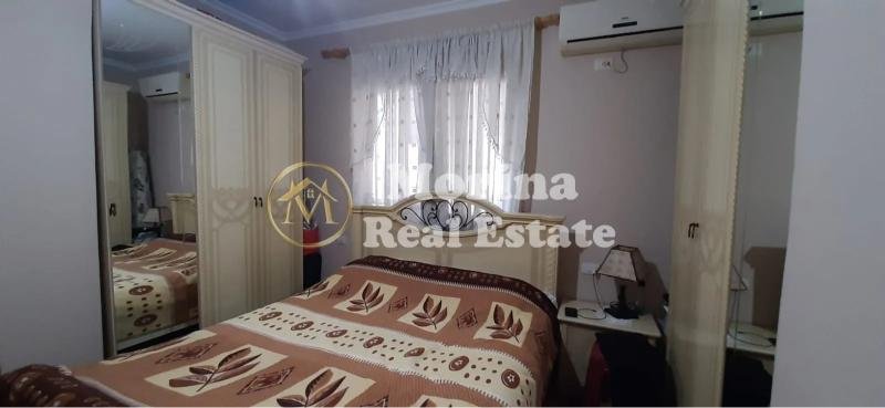 Tirane, jepet me qera apartament 2+1 Kati 6, 102 m² 450 € (Fresku)