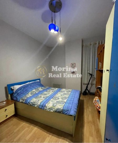 Tirane, jepet me qera apartament 2+1 Kati 4, 100 m² 450 € (Yzberisht)