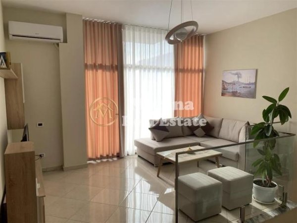 Tirane, jepet me qera apartament 2+1 Kati 2, 110 m² 650 € (Liqeni Artificial)