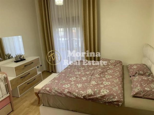 Tirane, jepet me qera apartament 2+1 Kati 2, 110 m² 650 € (Liqeni Artificial)