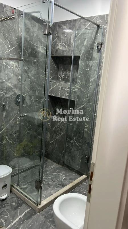Tirane, jepet me qera apartament 2+1 Kati 8, 110 m² 550 € (Astir)