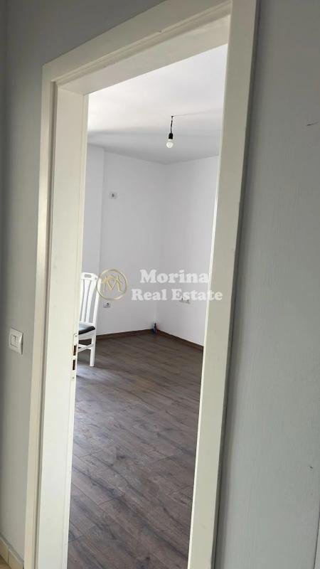 Tirane, jepet me qera apartament 2+1 Kati 8, 110 m² 550 € (Astir)