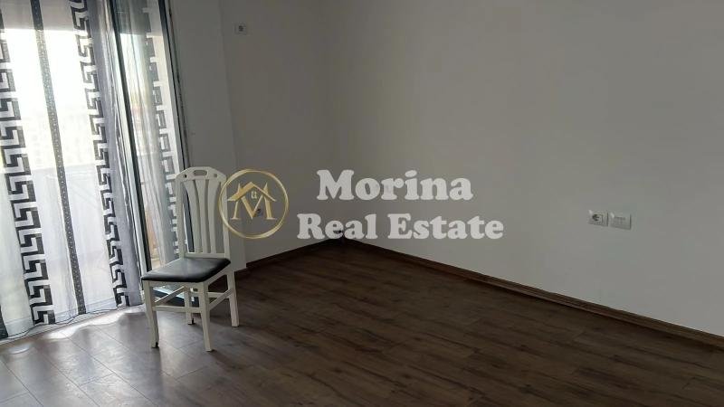 Tirane, jepet me qera apartament 2+1 Kati 8, 110 m² 550 € (Astir)