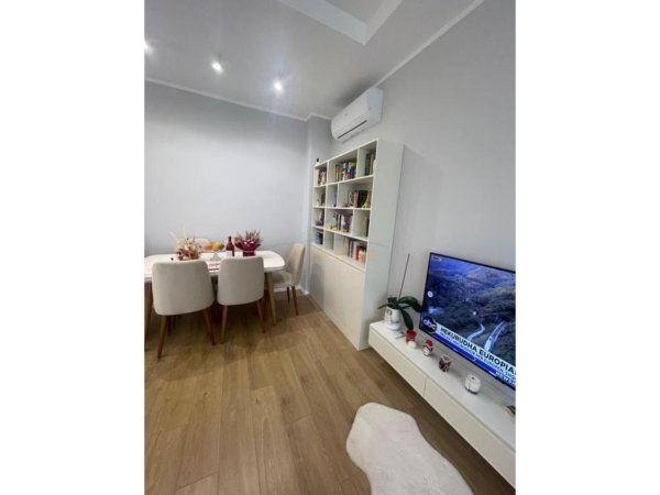 Qera, Apartament 1+1+Post Parkimi, Rruga Jordan Misja, Marga 2, Tiranë.