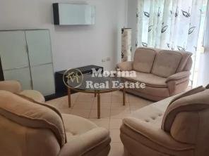 Tirane, jepet me qera apartament 2+1 Kati 5, 110 m² 700 € (Liqeni Artificial)