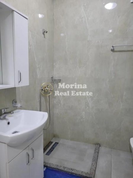 Tirane, jepet me qera apartament 1+1+Ballkon Kati 4, 65 m² 350 € (Kopshti Botanik)