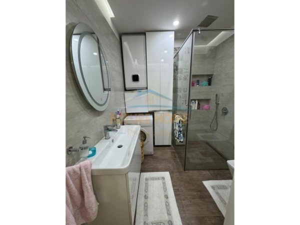 Qera, Apartament 2+1+Post Parkimi , Kopshti Zoologjik, Tiranë.
