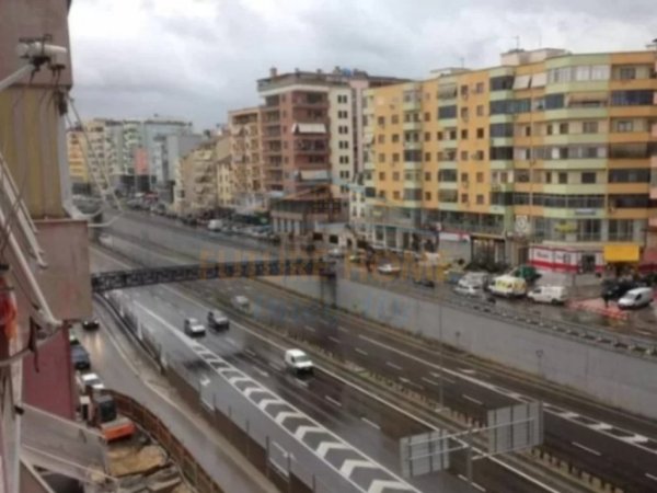 Shitje, Apartament 1+1, Kodra e Diellit, Tiranë.