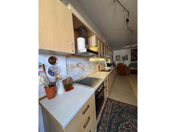 Shitet, Apartament 2+1+Garazhd, Kodra e Diellit pran nenkalimit te komunes, Tirane