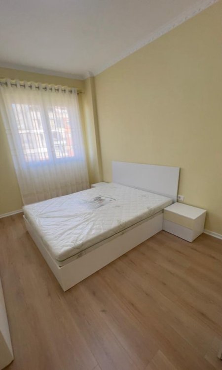 Tirane, jepet me qera apartament 2+1 Kati 9, 100 m² 550 € (Kompleks Grand Gallery)