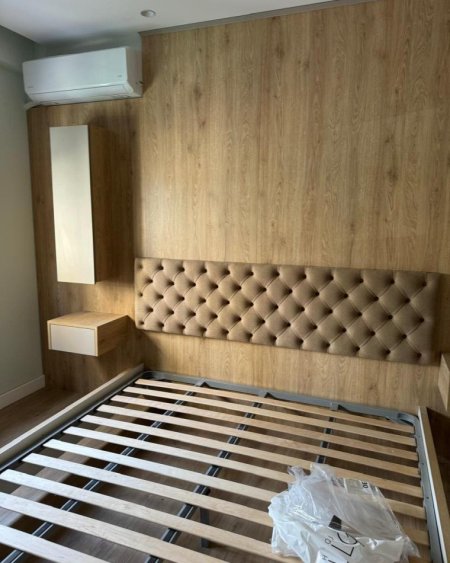 Tirane, jepet me qera apartament 1+1+Ballkon Kati 2, 67 m² 750 € (Te lulishtja te Komuna E Parisit)
