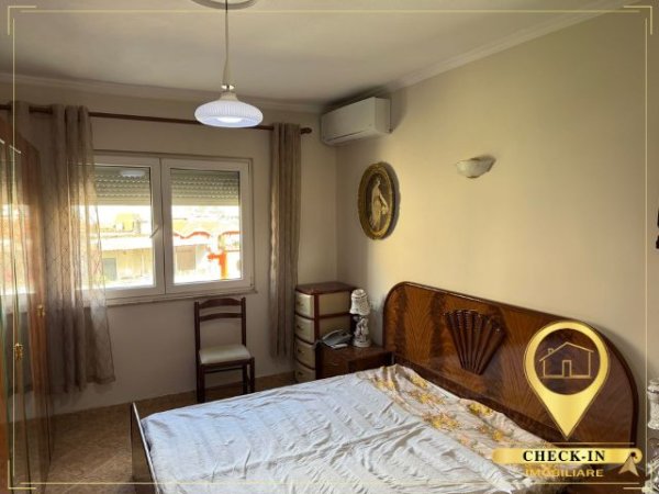 Tirane, jepet me qera apartament 2+1+Aneks+Ballkon Kati 3, 74 m² 550 € (Rruga Bardhyl)
