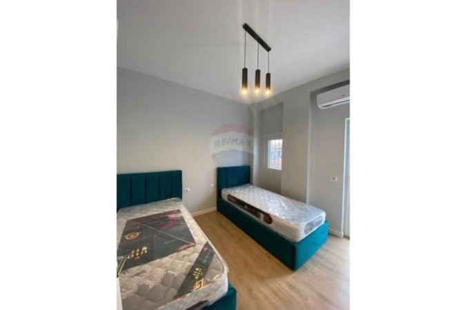 Tirane, jepet me qera apartament 2+1 Kati 1, 65 m² 650 € (JEPET AP 2+1 PER QERA TE INXHINIERIA E NDERTIMIT)