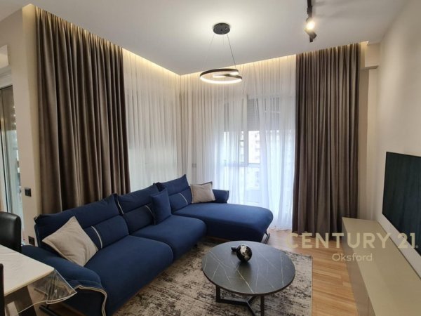 Tirane, jap me qera apartament 2+1+2 , 79 m² 800 € (21 Dhjetori)