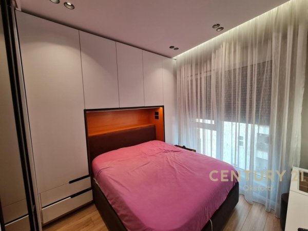 Tirane, jap me qera apartament 2+1+2 , 79 m² 800 € (21 Dhjetori)