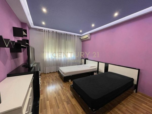 Tirane, jepet me qera apartament 2+1 Kati 7, 120 m² 1.200 € (RRUGA E ELBASANIT)