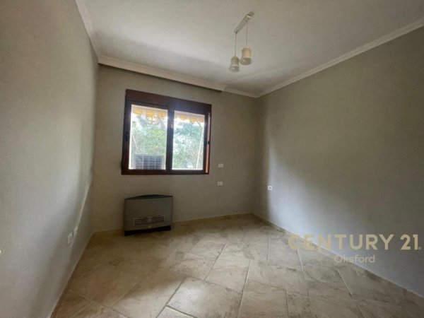 Tirane, jepet me qera apartament 3+1 Kati 5, 164 m² 1.500 € (RRUGA E ELBASANIT)