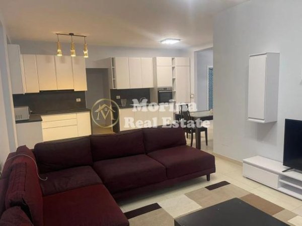Tirane, jepet me qera apartament 2+1 Kati 3, 90 m² 700 € (Kinostudio)