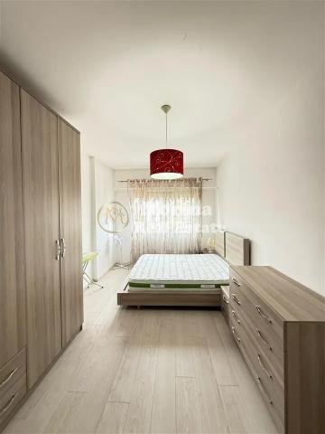 Tirane, jepet me qera apartament 1+1 Kati 9, 70 m² 600 € (Don Bosko)