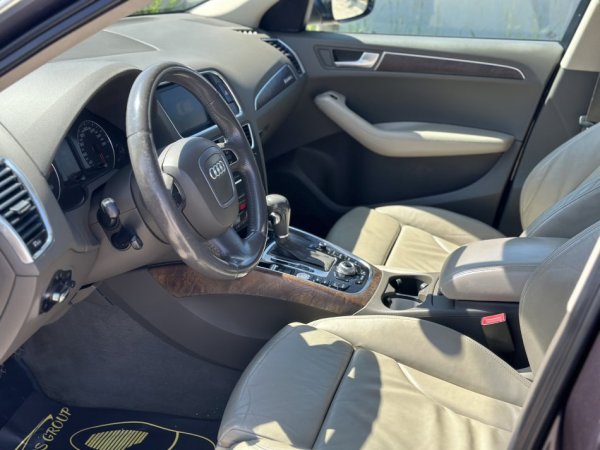 Durres, shitet SUV | Xhip Audi Q5 Nafte, vishnje automatik Klima 208 km.