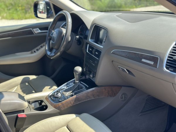 Durres, shitet SUV | Xhip Audi Q5 Nafte, vishnje automatik Klima 208 km.