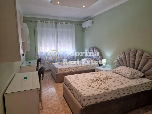 Tirane, jepet me qera apartament 2+1+Ballkon Kati 6, 110 m² 800 € (Don Bosko)
