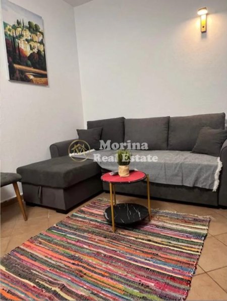 Tirane, jepet me qera apartament 1+1 Kati 3, 65 m² 450 € (Rruga 5 amji)