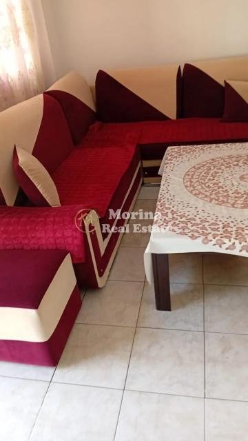 Tirane, jepet me qera shtepi 1+1 Kati 1, 65 m² 300 € (Rruga Besa)