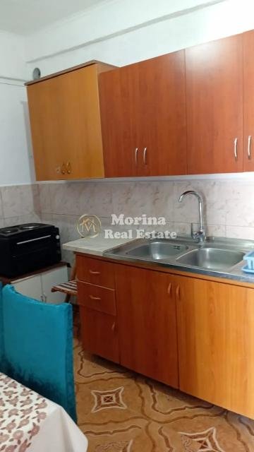 Tirane, jepet me qera shtepi 1+1 Kati 1, 65 m² 300 € (Rruga Besa)