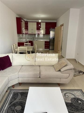 Tirane, jepet me qera apartament 3+1 Kati 2, 150 m² 850 € (Kinostudio)